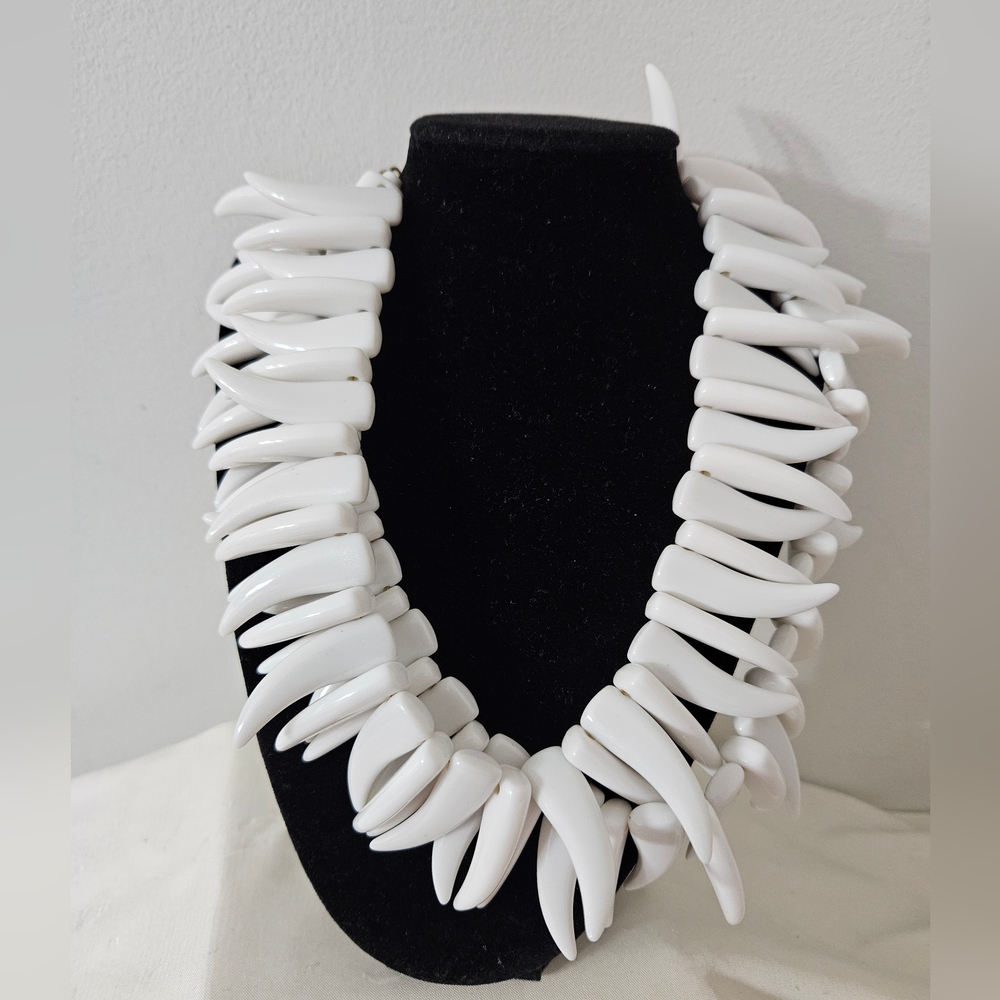 Serengeti bib -Ivory